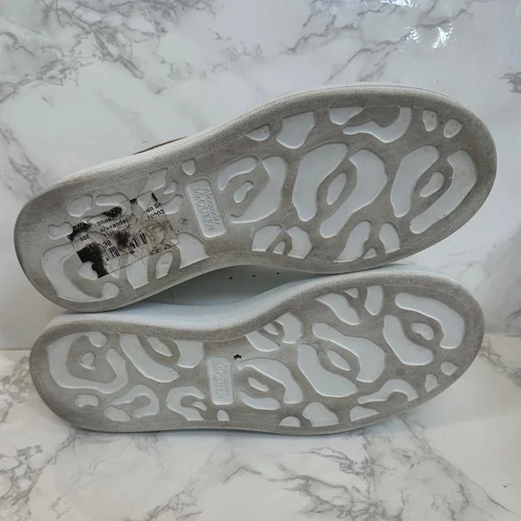 Alexander McQueen Women's Sneakers in White and Gold - Picture 10 of 14